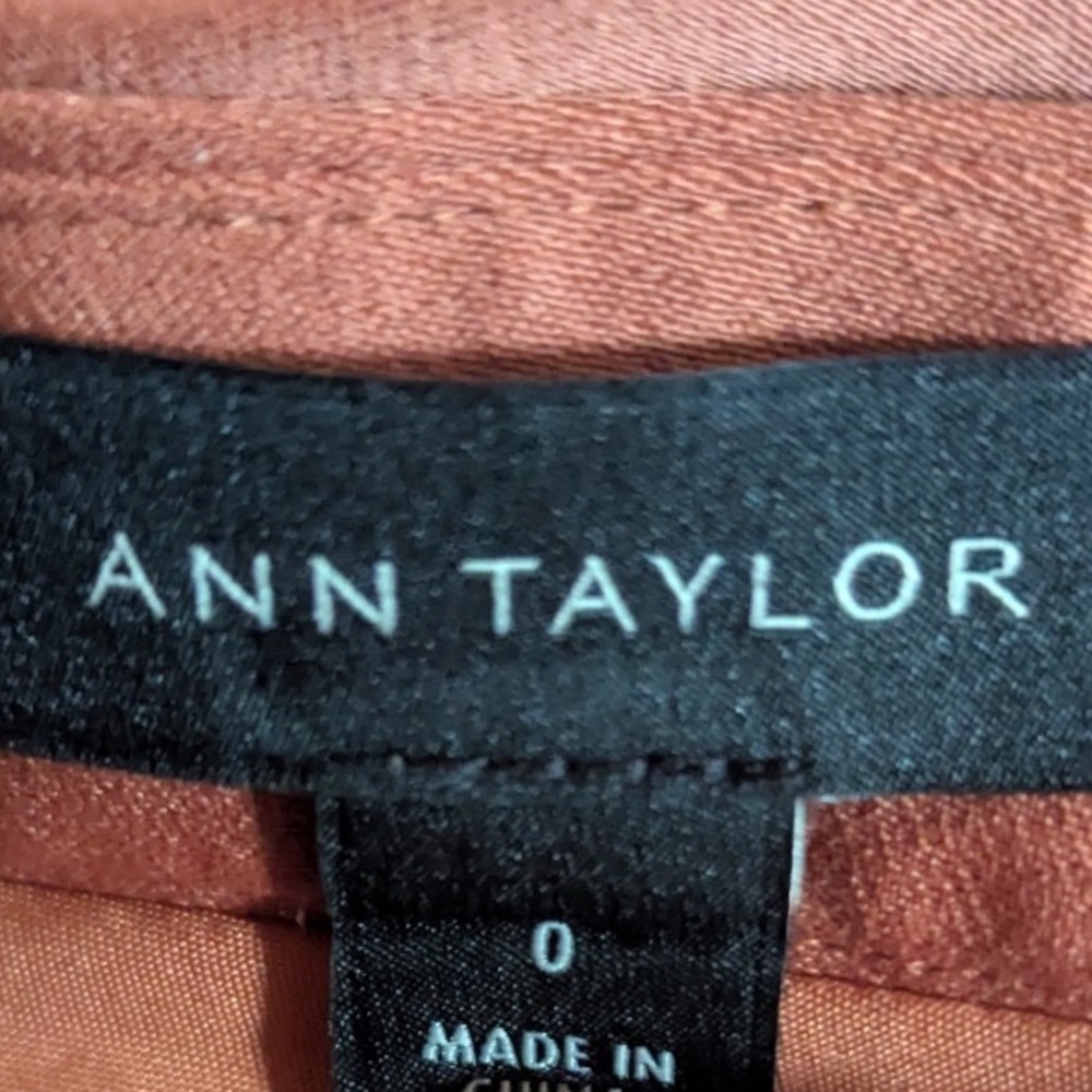 ANN TAYLOR A Line Midi Skirt Blush Rose Satin Y2K 90's Office Siren Women's Sz 0 - Picture 2 of 5